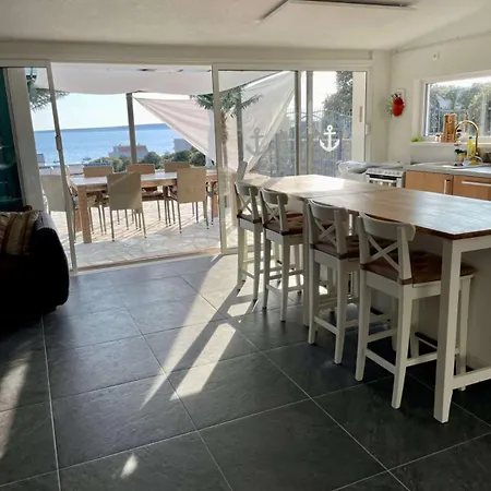 Vila Mandre Holiday home